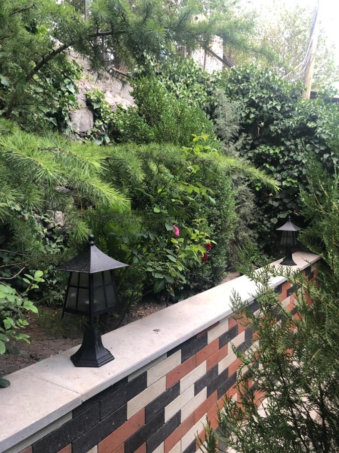 Karen'S Dom & Terrace Villa Ереван Екстериор снимка